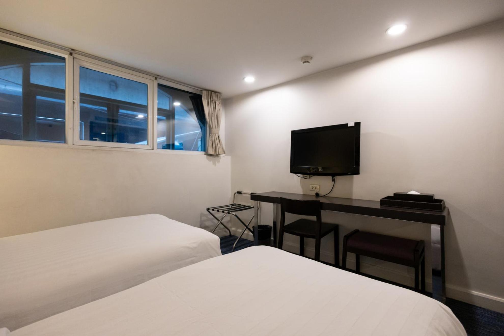 Standard Double or Twin Room City View