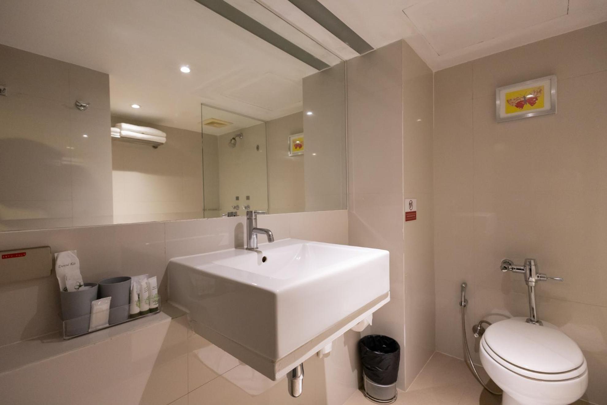 Standard Double or Twin Room City View