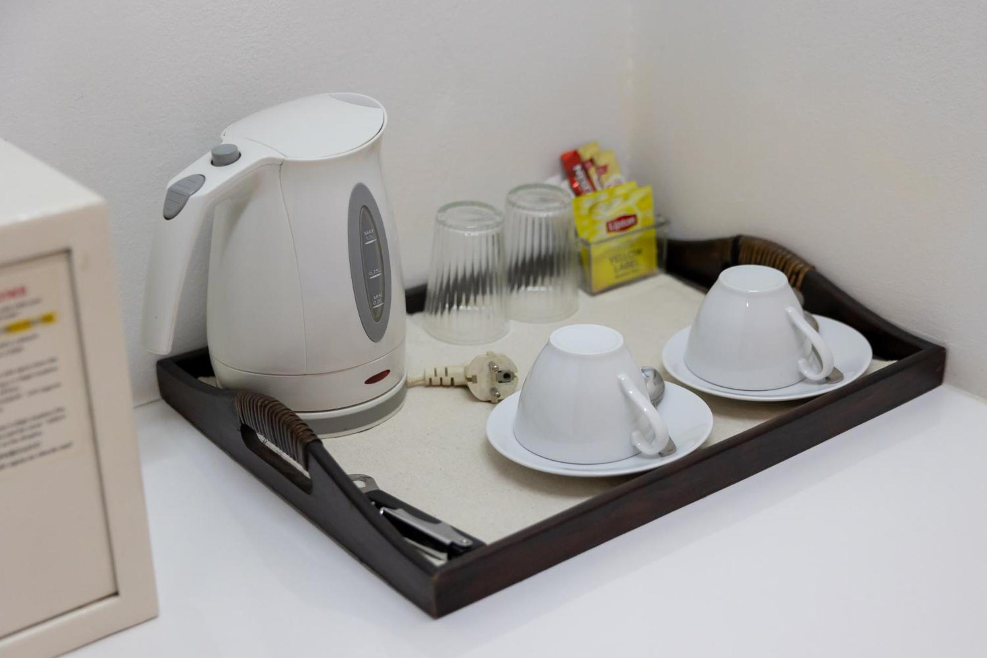 Deluxe Room Bathtub