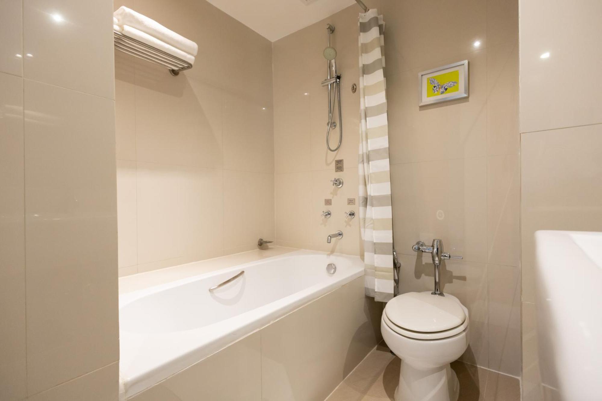 Two-Bedroom Suite Bathtub