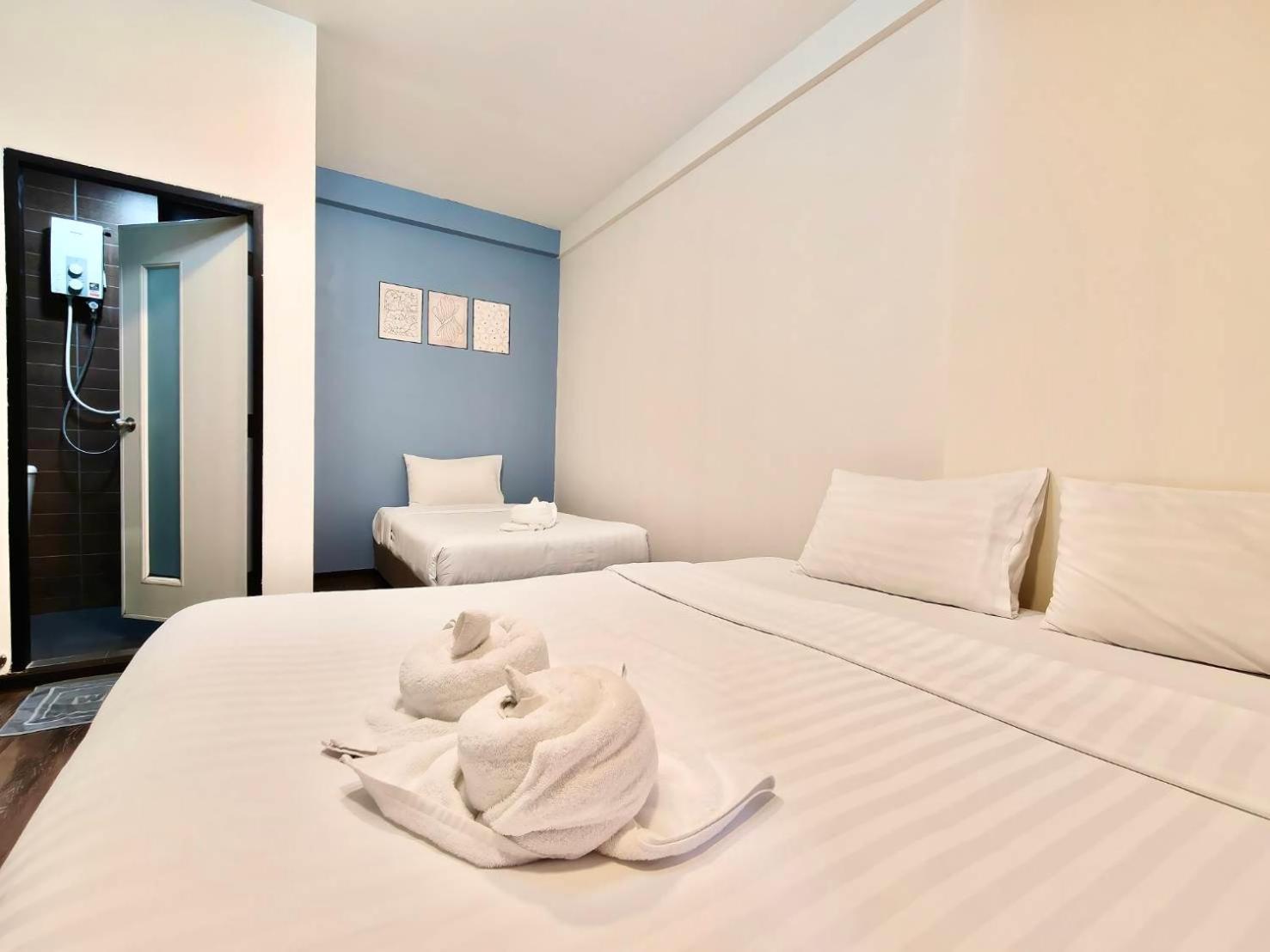 Deluxe Triple Room