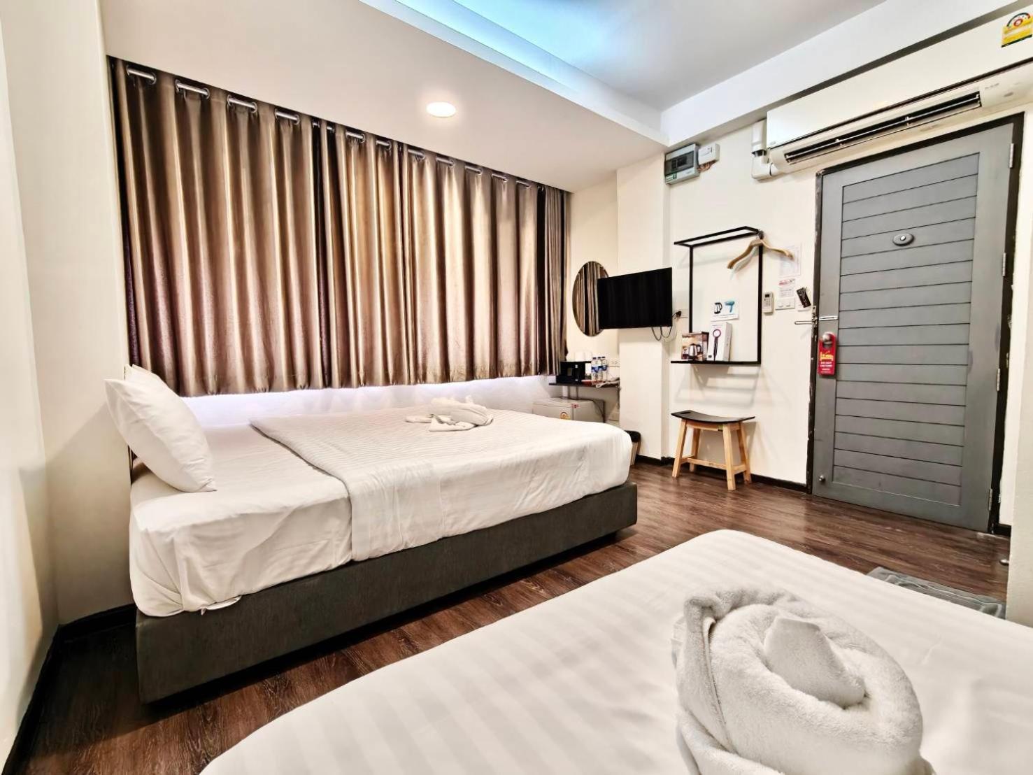 Deluxe Triple Room