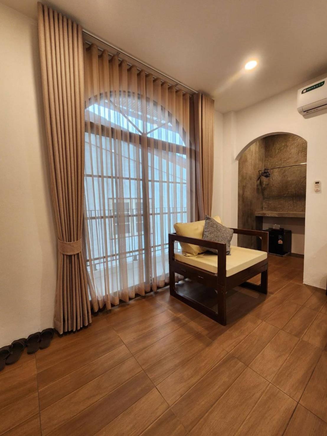 Large Twin Room Balcony