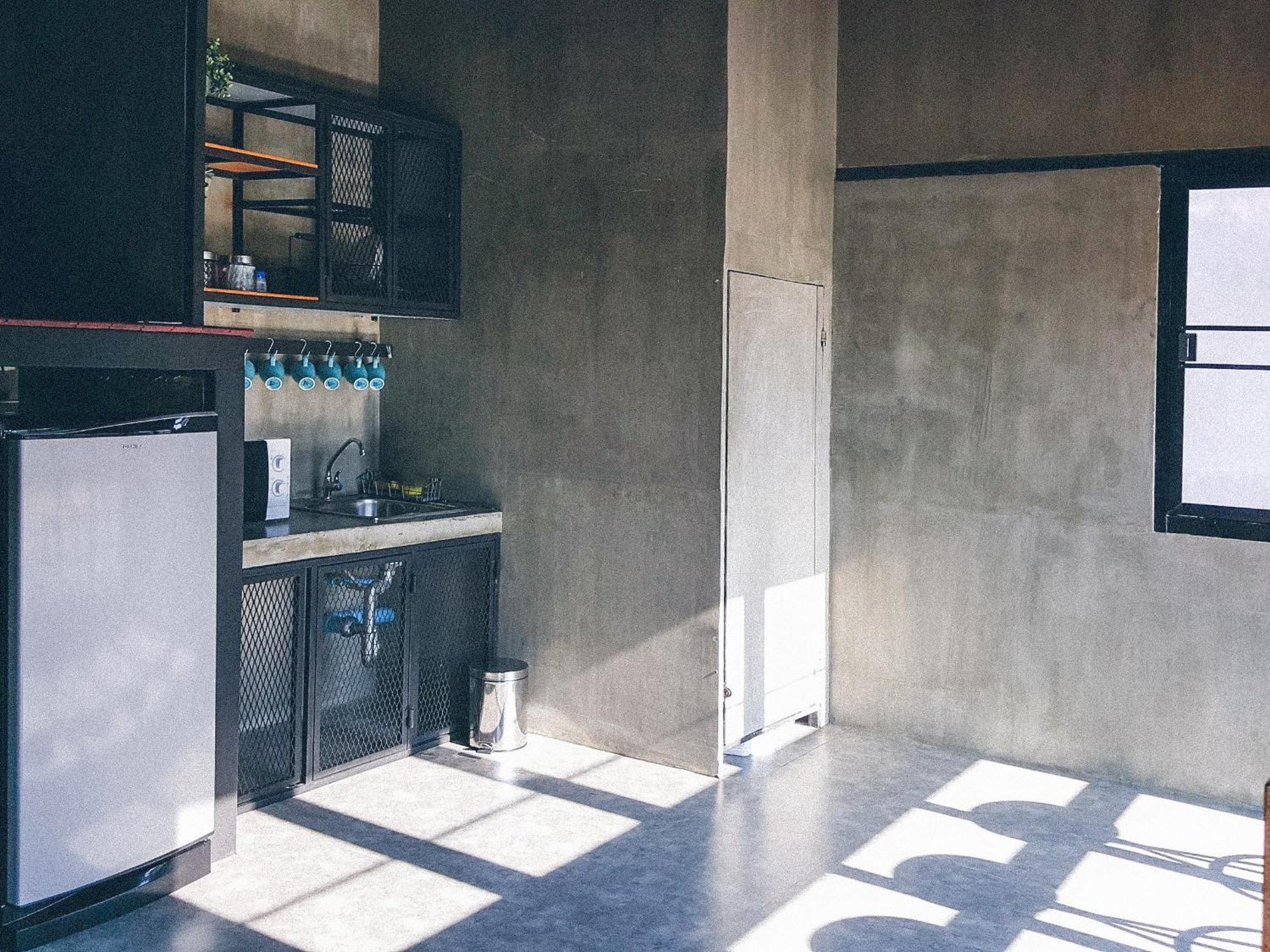 Mixed Dormitory Room