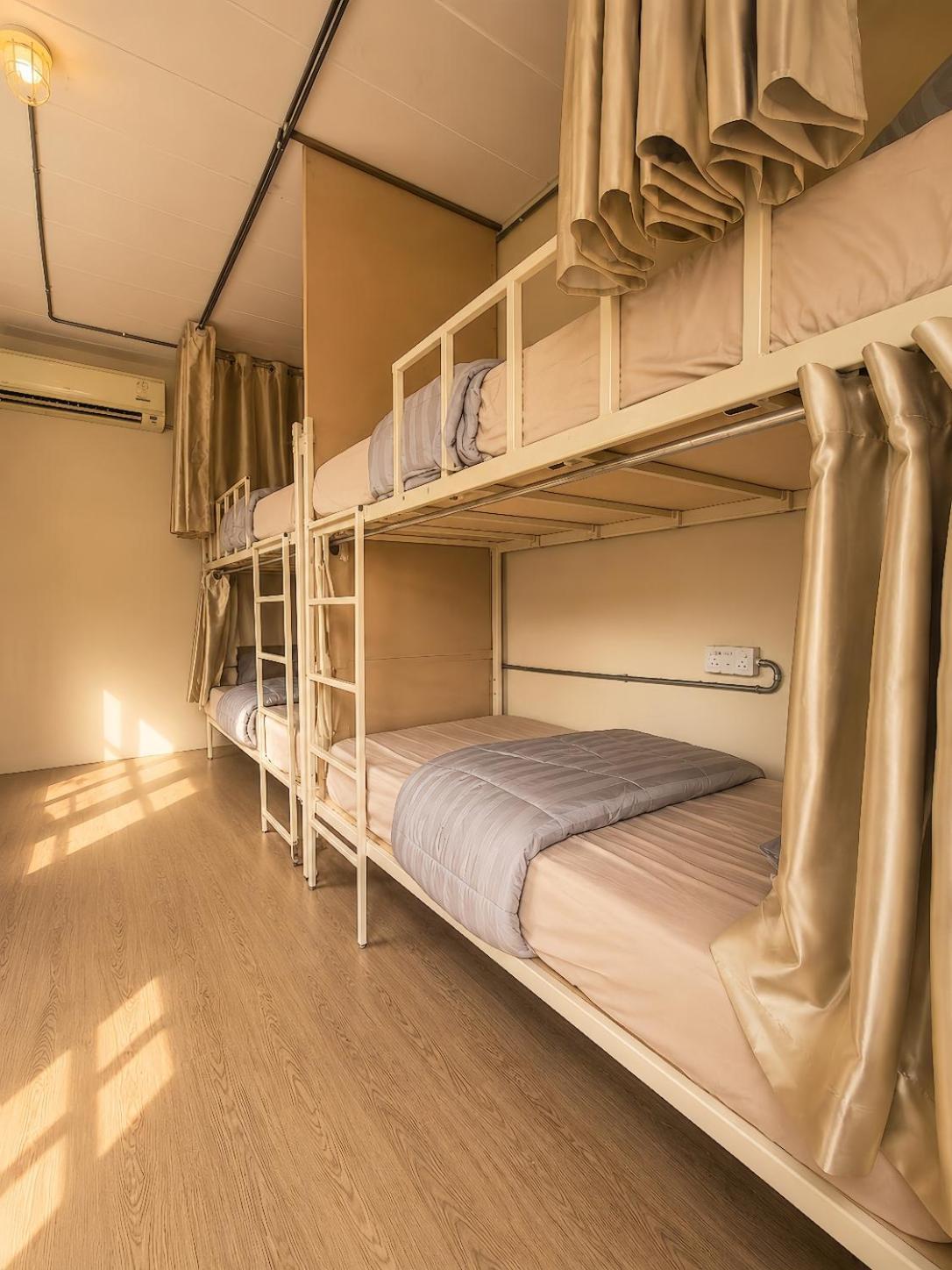 Bed 8-Bed Mixed Dormitory Room