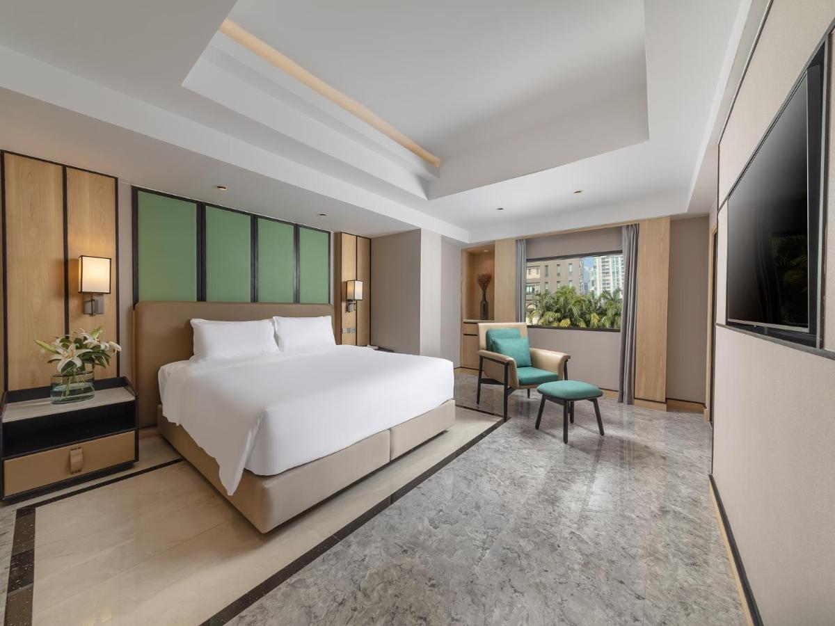 Queen Suite