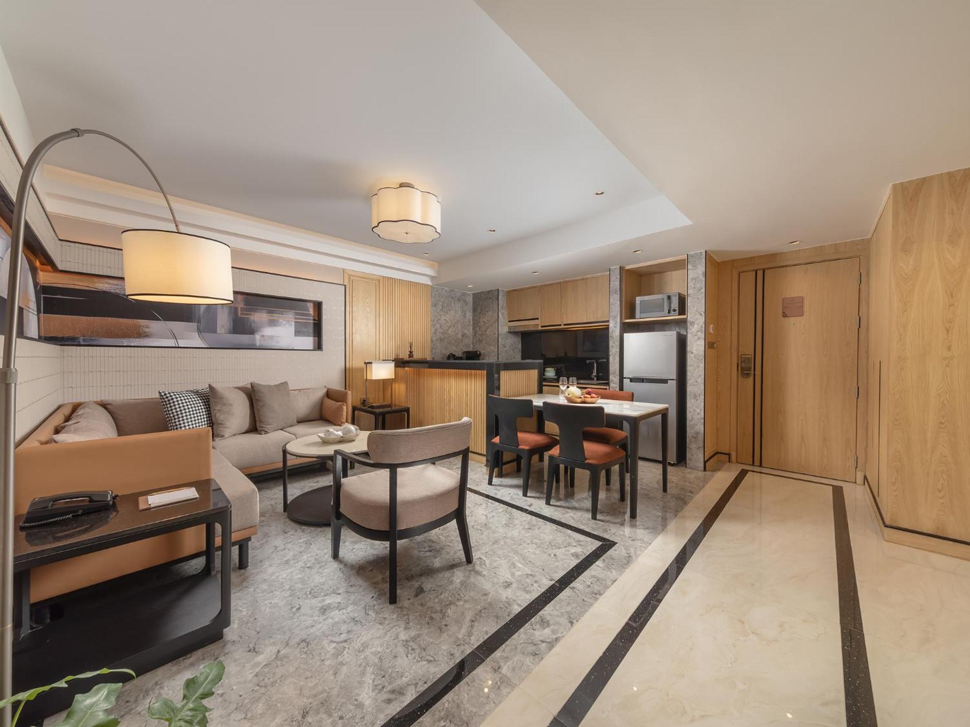 One-Bedroom Suite