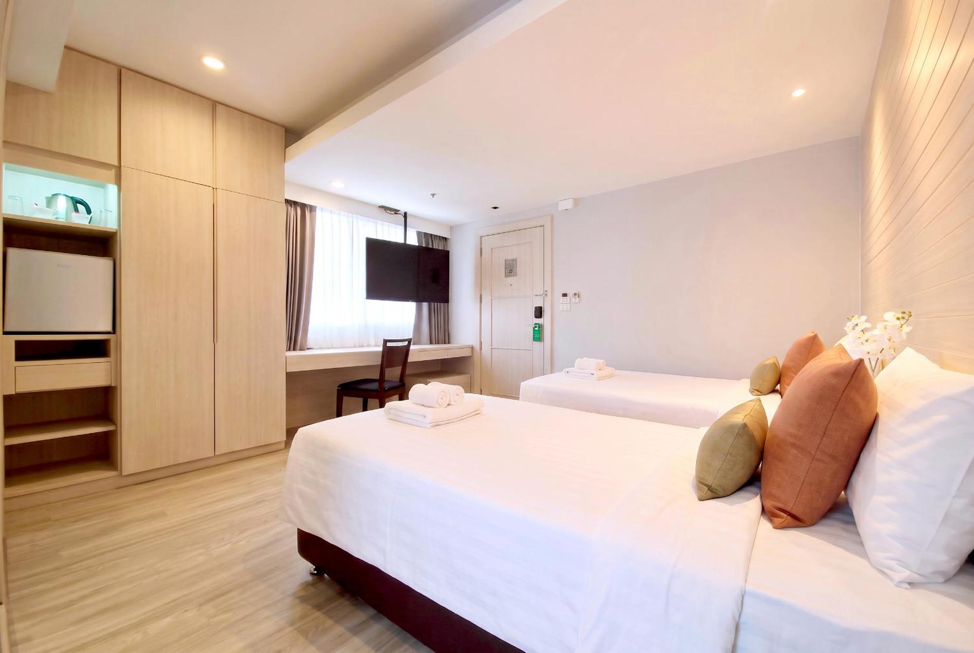 Deluxe Double or Twin Room
