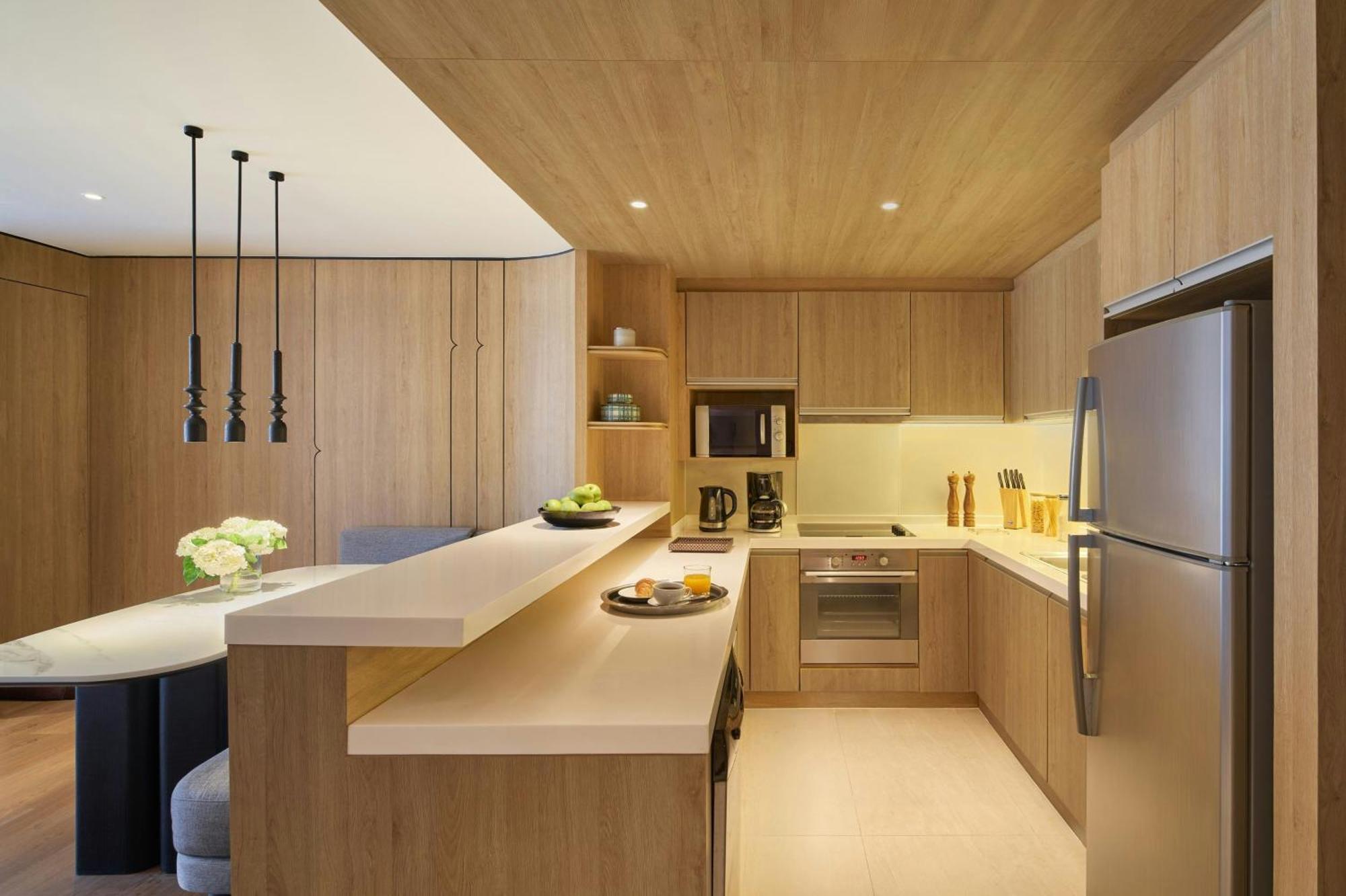 One-Bedroom Executive King Suite City View