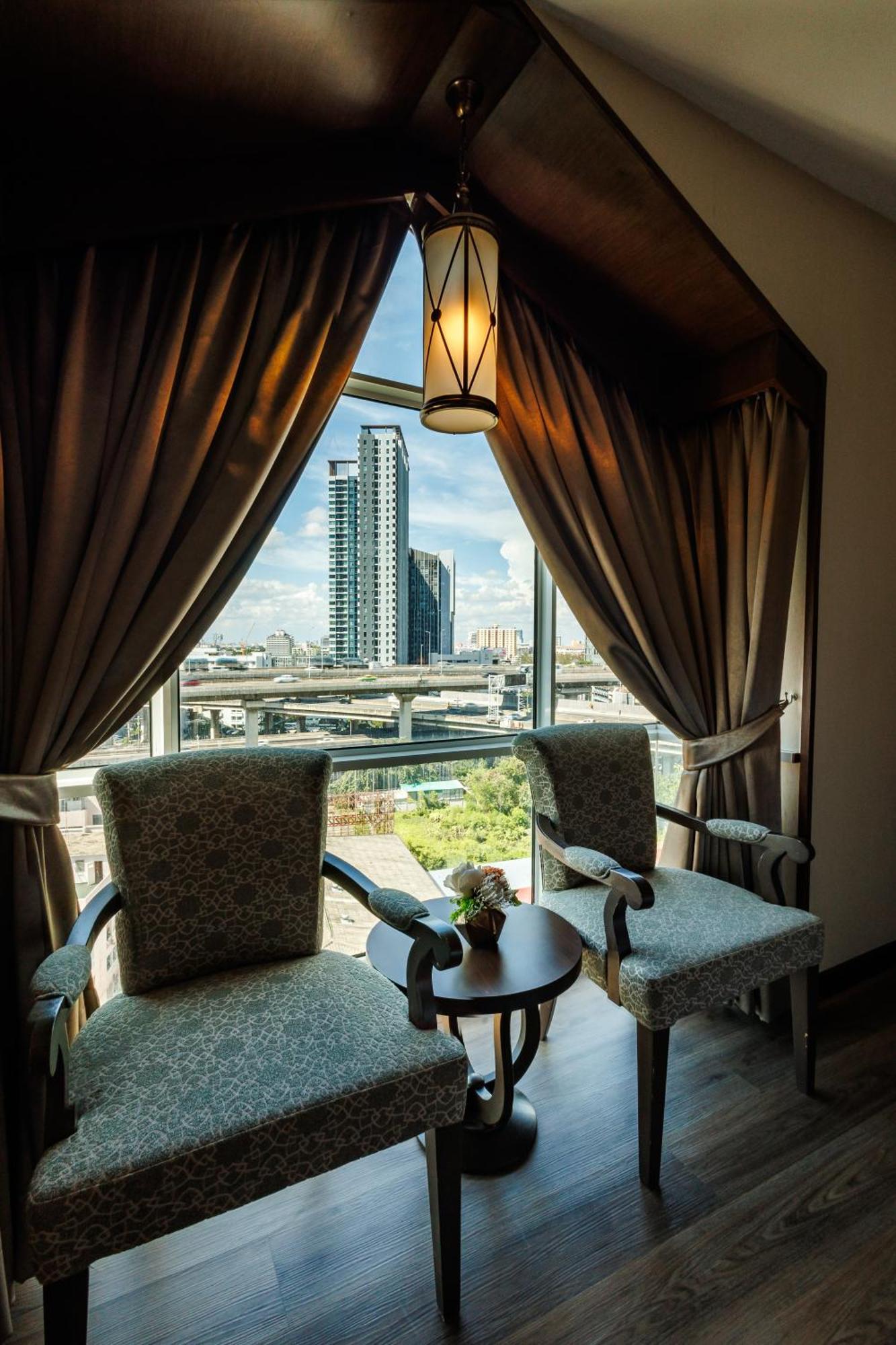 Superior Double or Twin Room City View