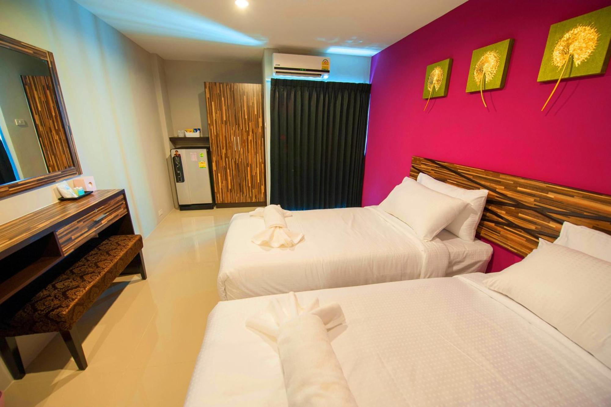 Superior Twin Room Airport Transfer,292866852:JPEG