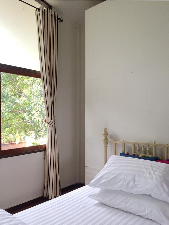 Single Room,324390903:JPEG