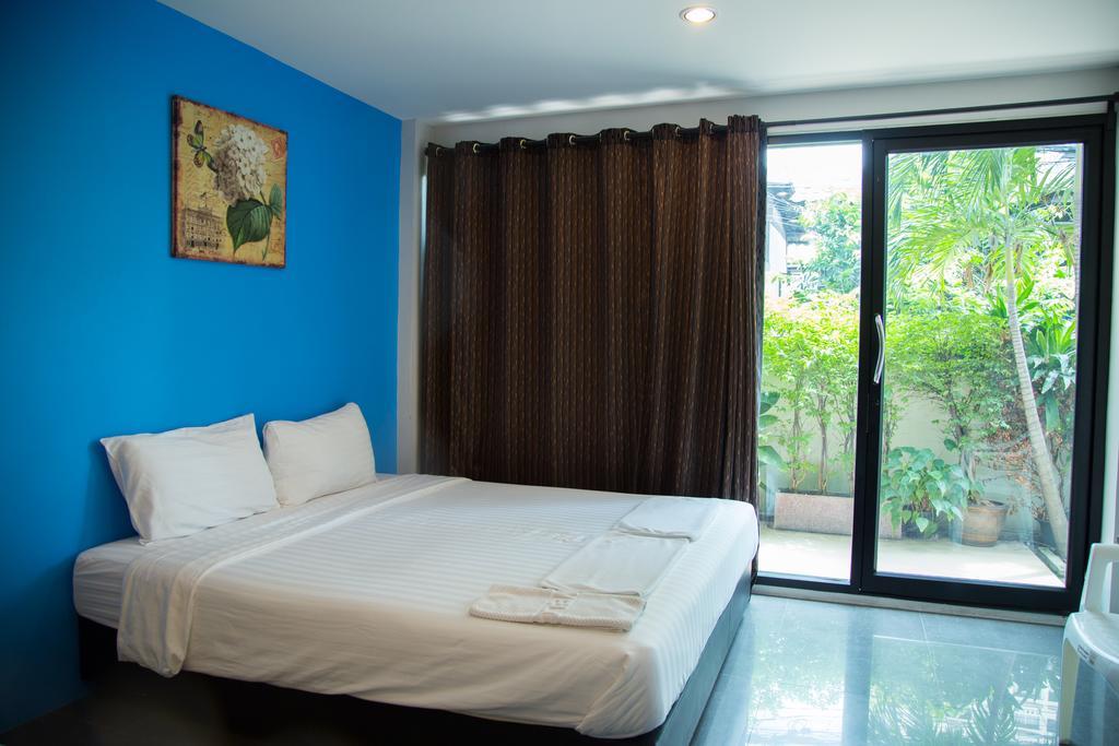 Double Room Private Bathroom