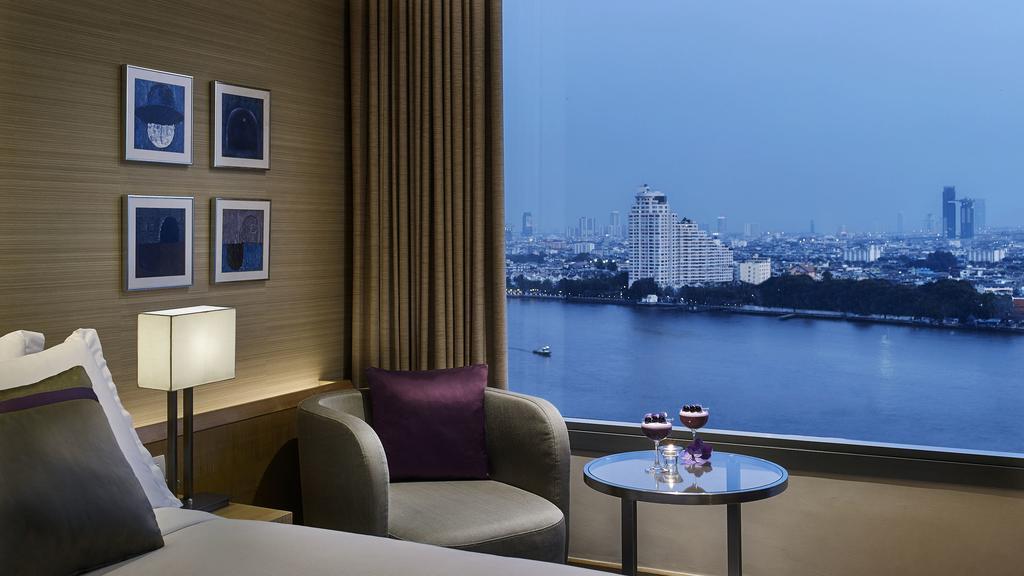 Skyline River View Room