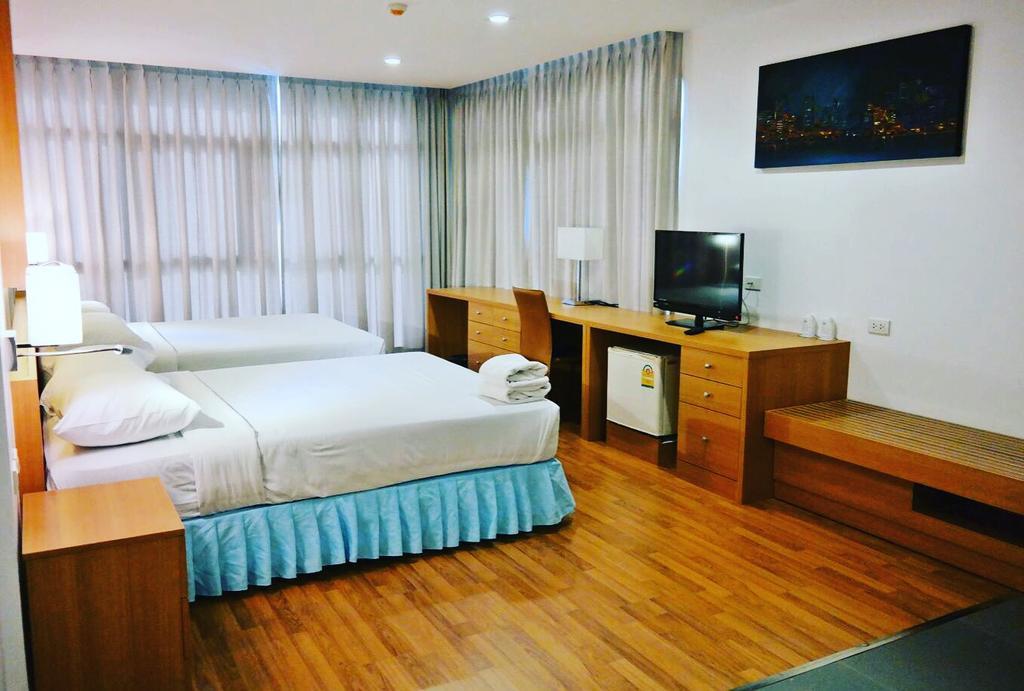 Junior Suite,1385886674:JPEG
