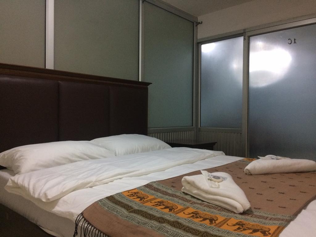 Double Room Private Bathroom,445502781:JPEG