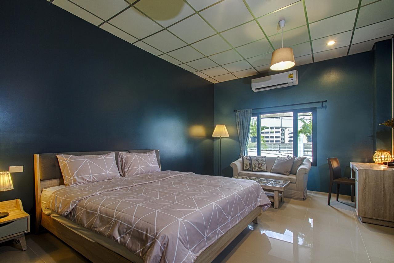 King Room,526355490:JPEG