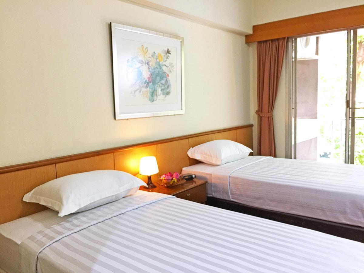 Double or Twin Room Private Bathroom
