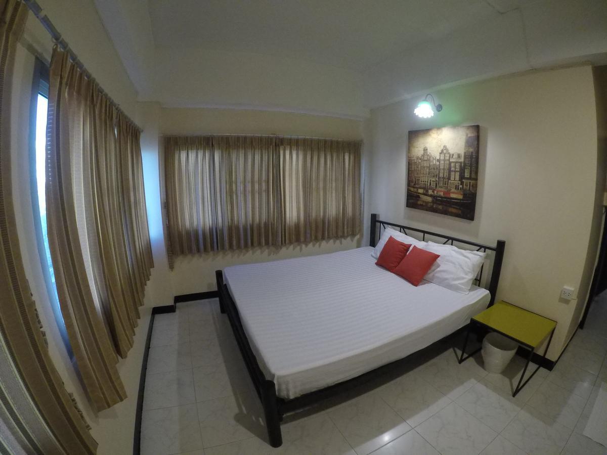 Double Room Private Bathroom