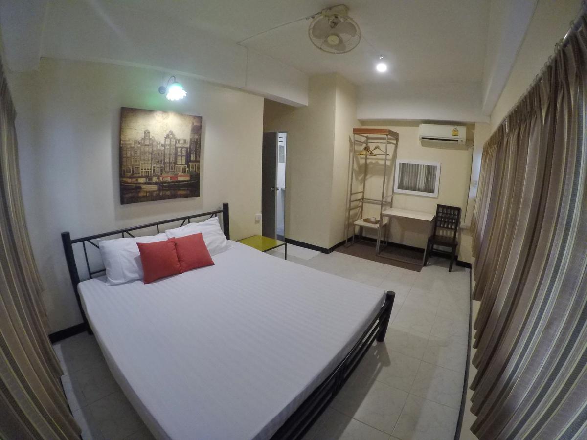 Double Room Private Bathroom