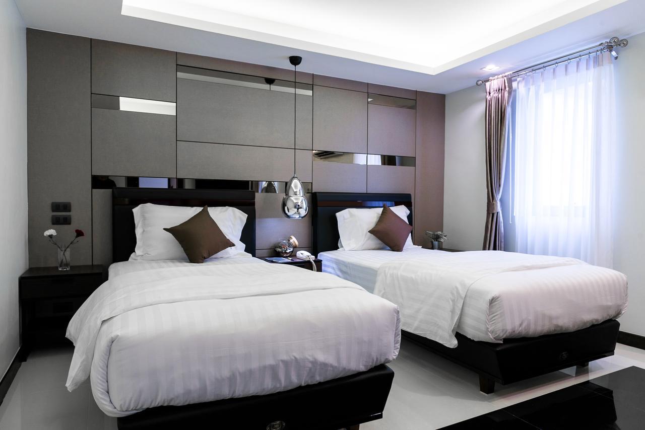 Superior King Room,696878961:JPEG