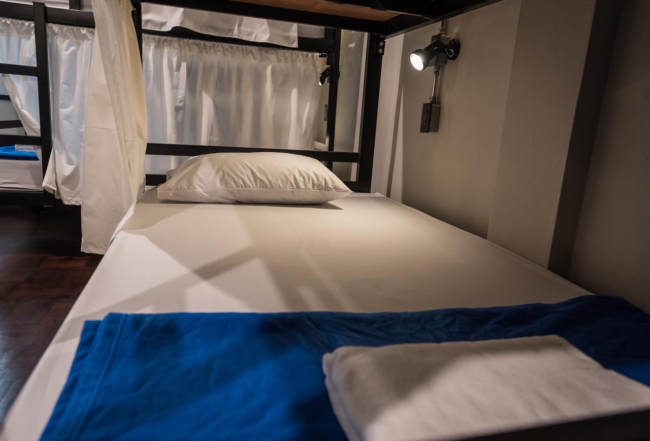 Single Bed Male Dormitory Room,1598946025:JPEG