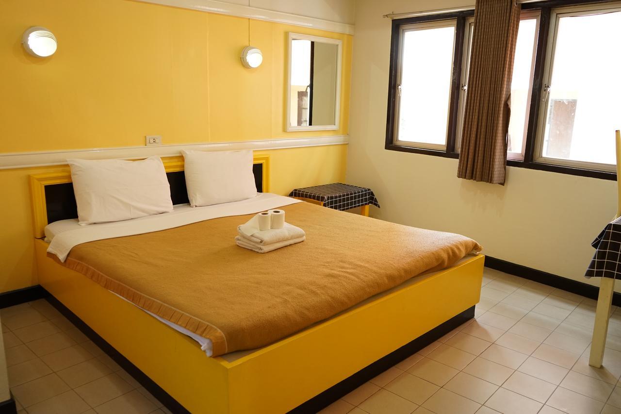 Double Room Private Bathroom