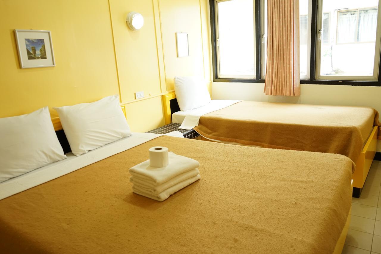 Basic Triple Room