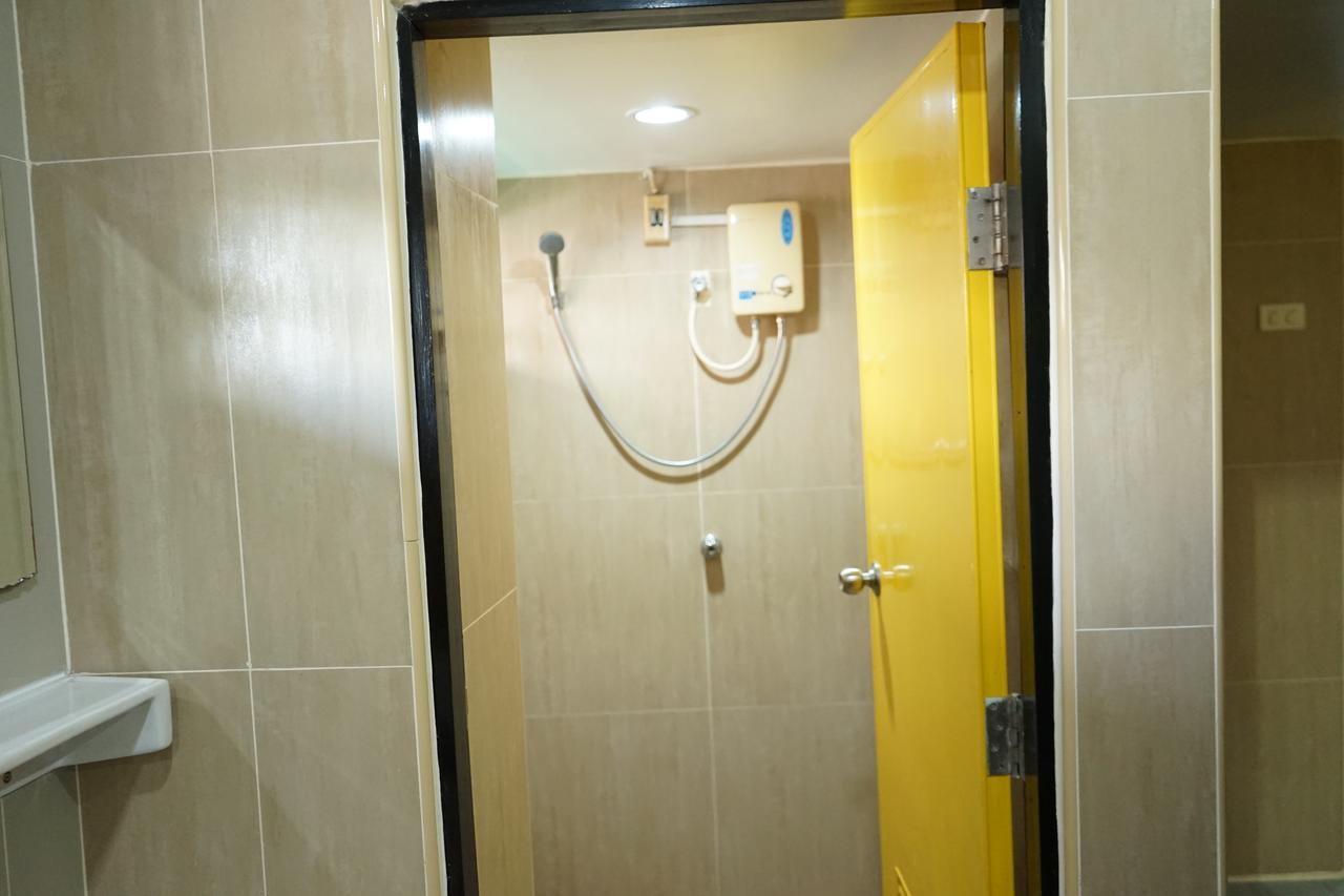 Twin Room Private Bathroom
