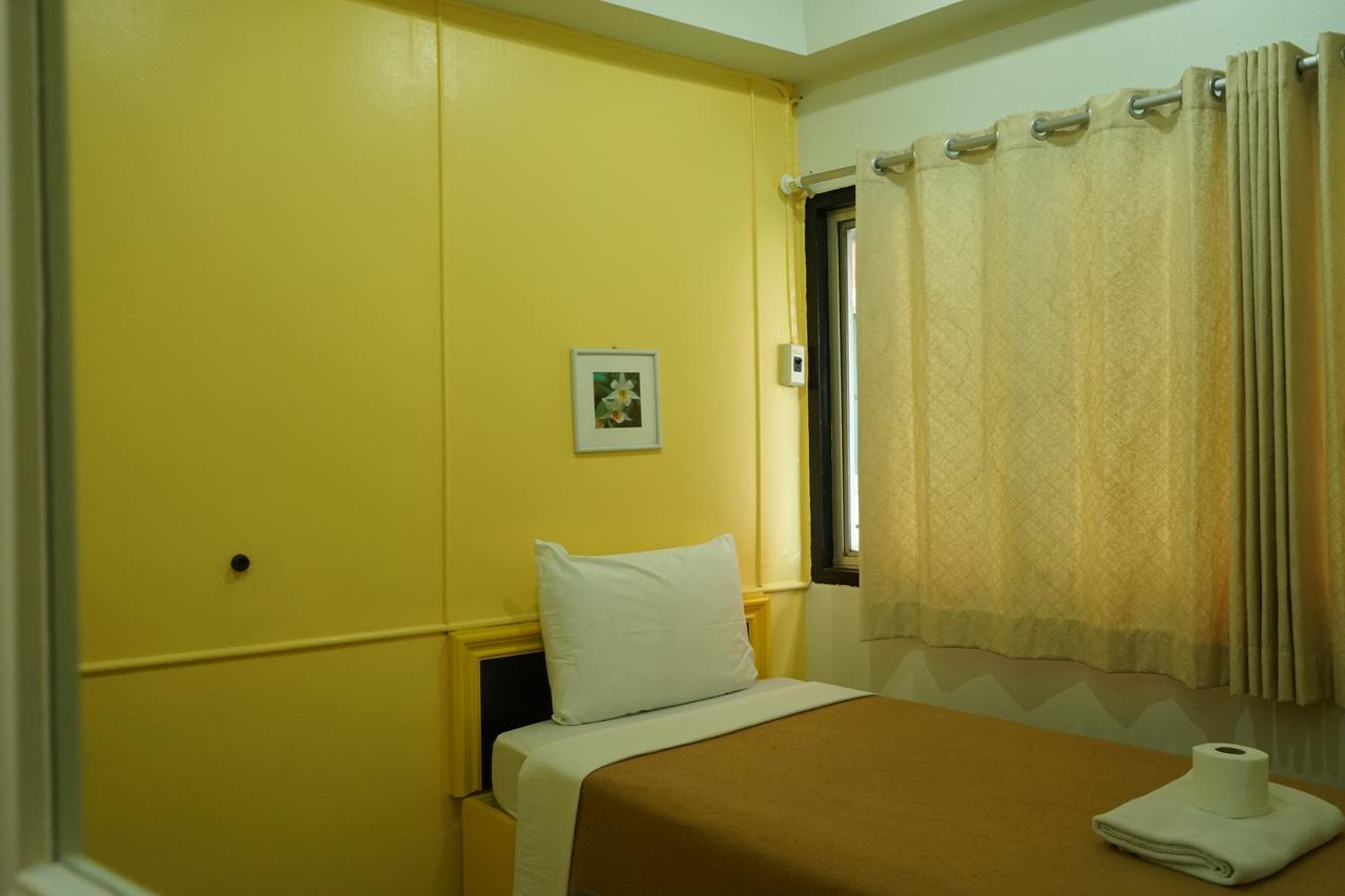 Budget Single Room