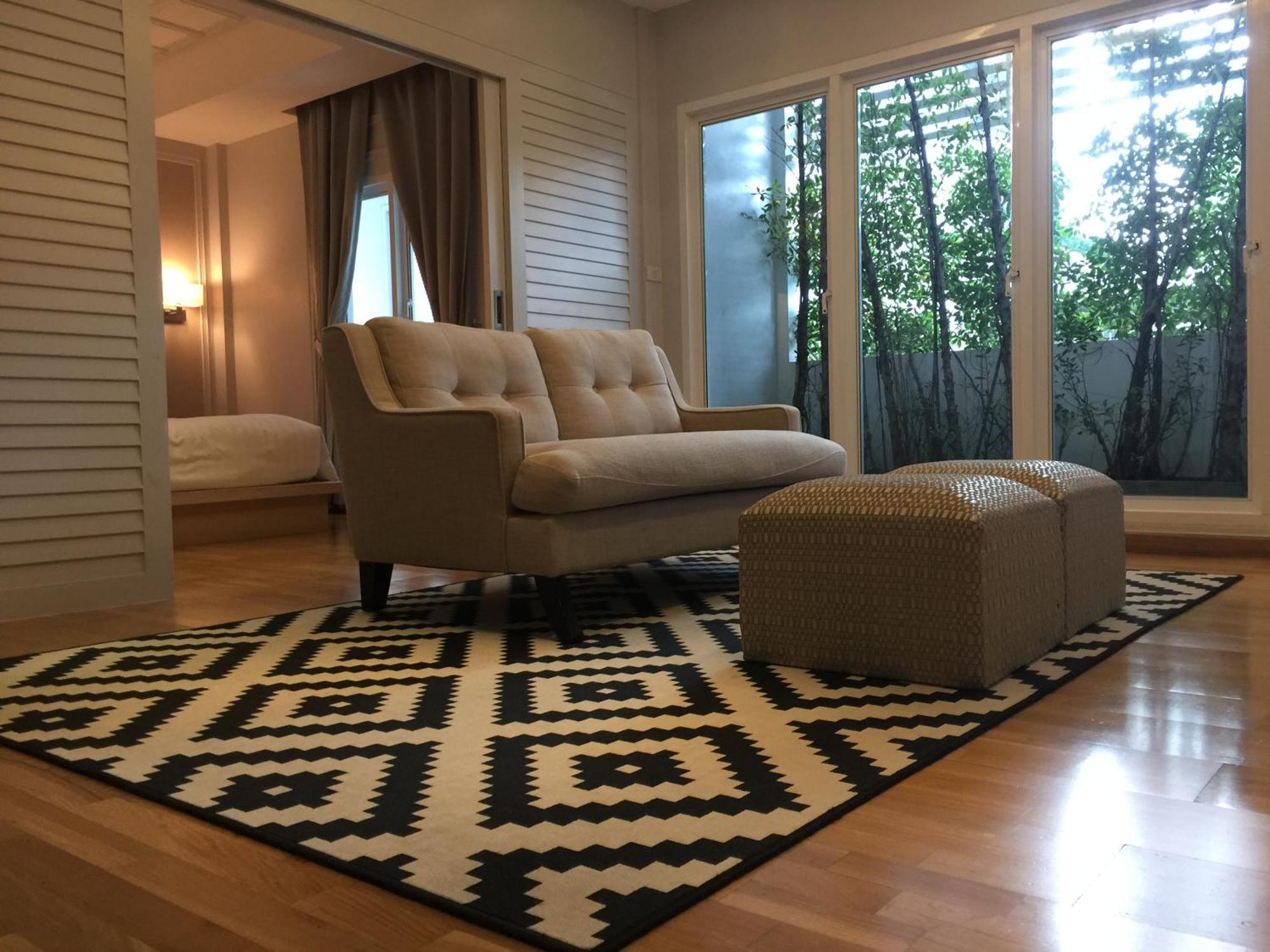Marble Suite