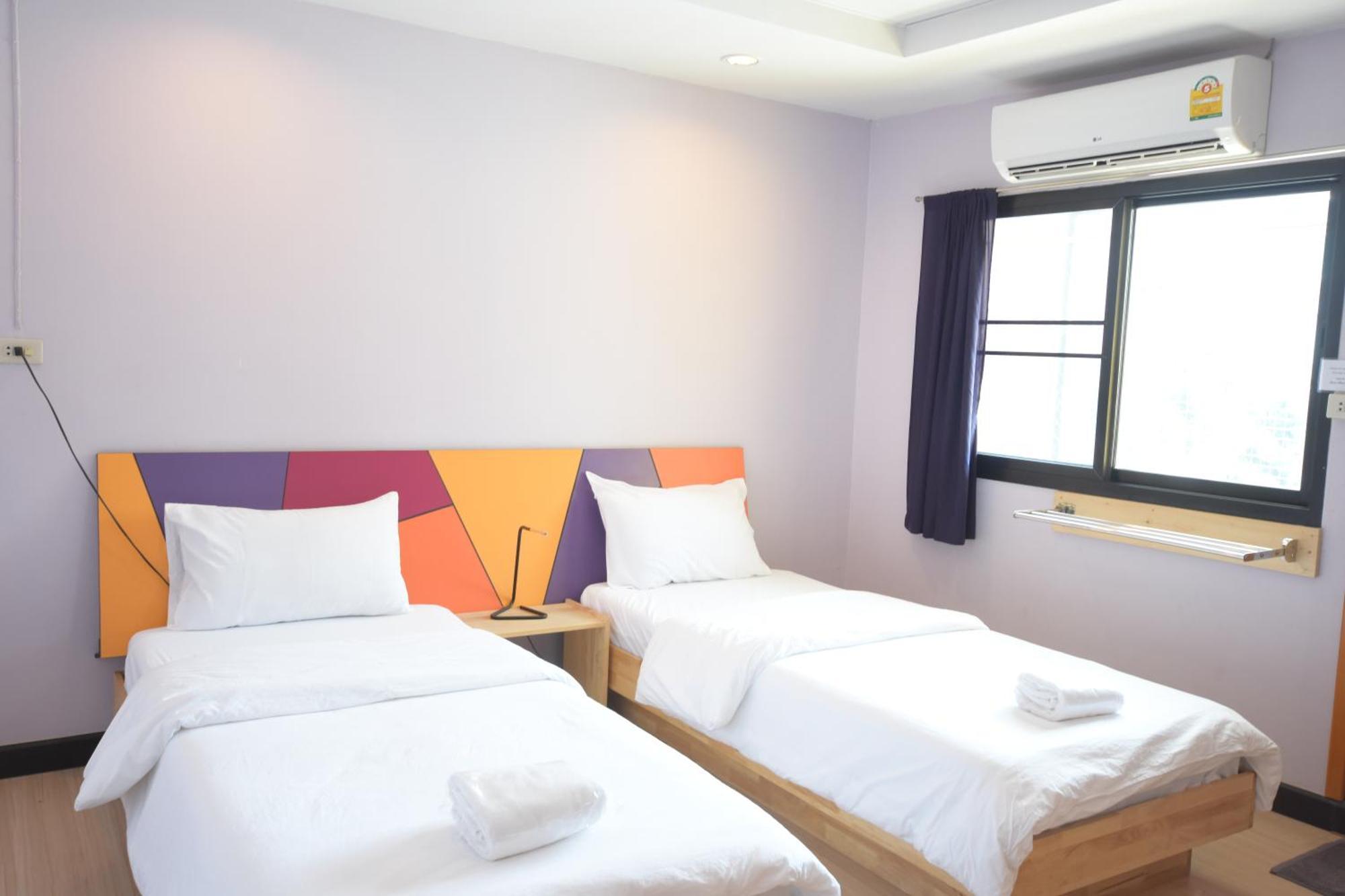 Chambre Lits Jumeaux avec Salle de Bains Privative