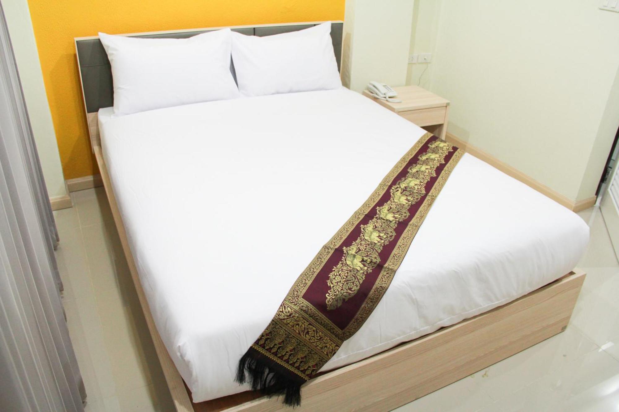 Standard Double Room,682184232:JPEG