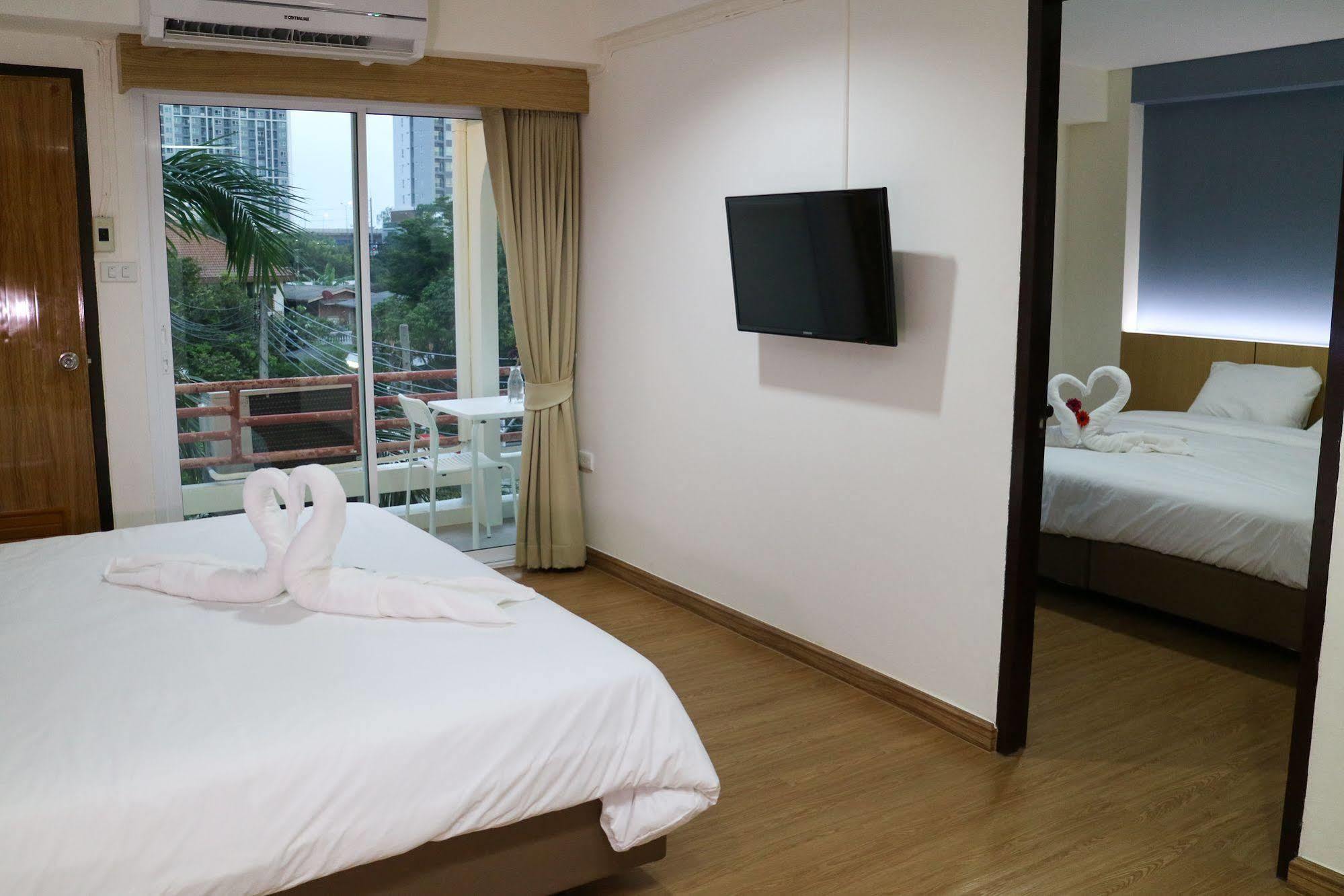 Quadruple Room Terrace