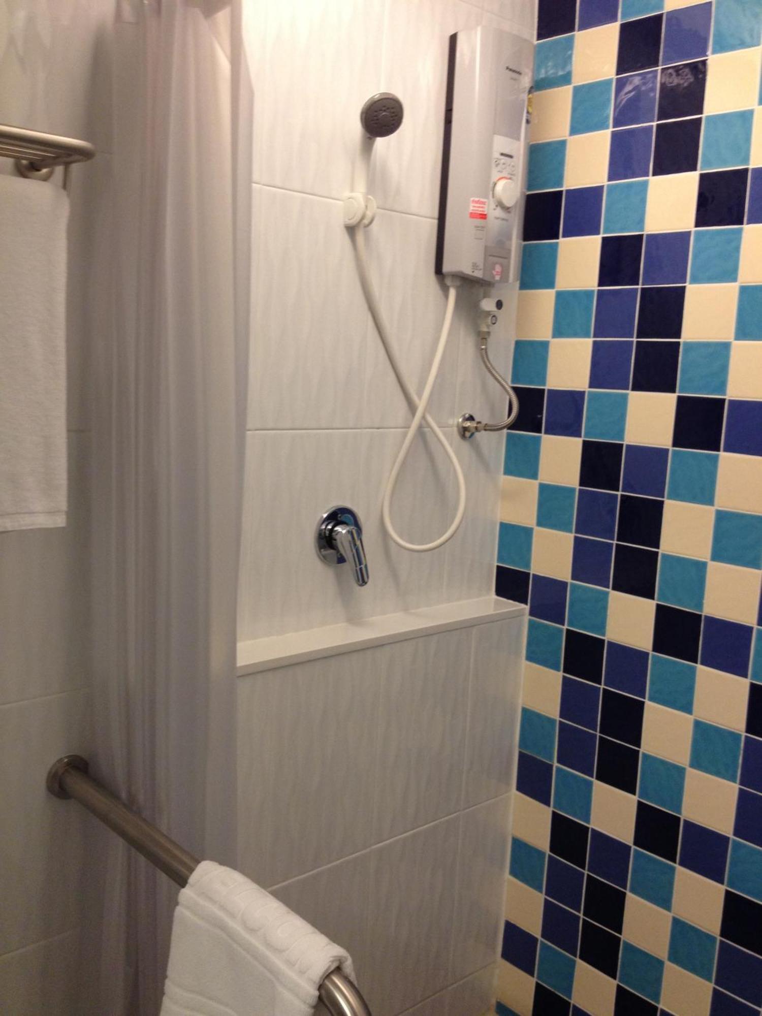 Deluxe Triple Room,1208791030:JPEG