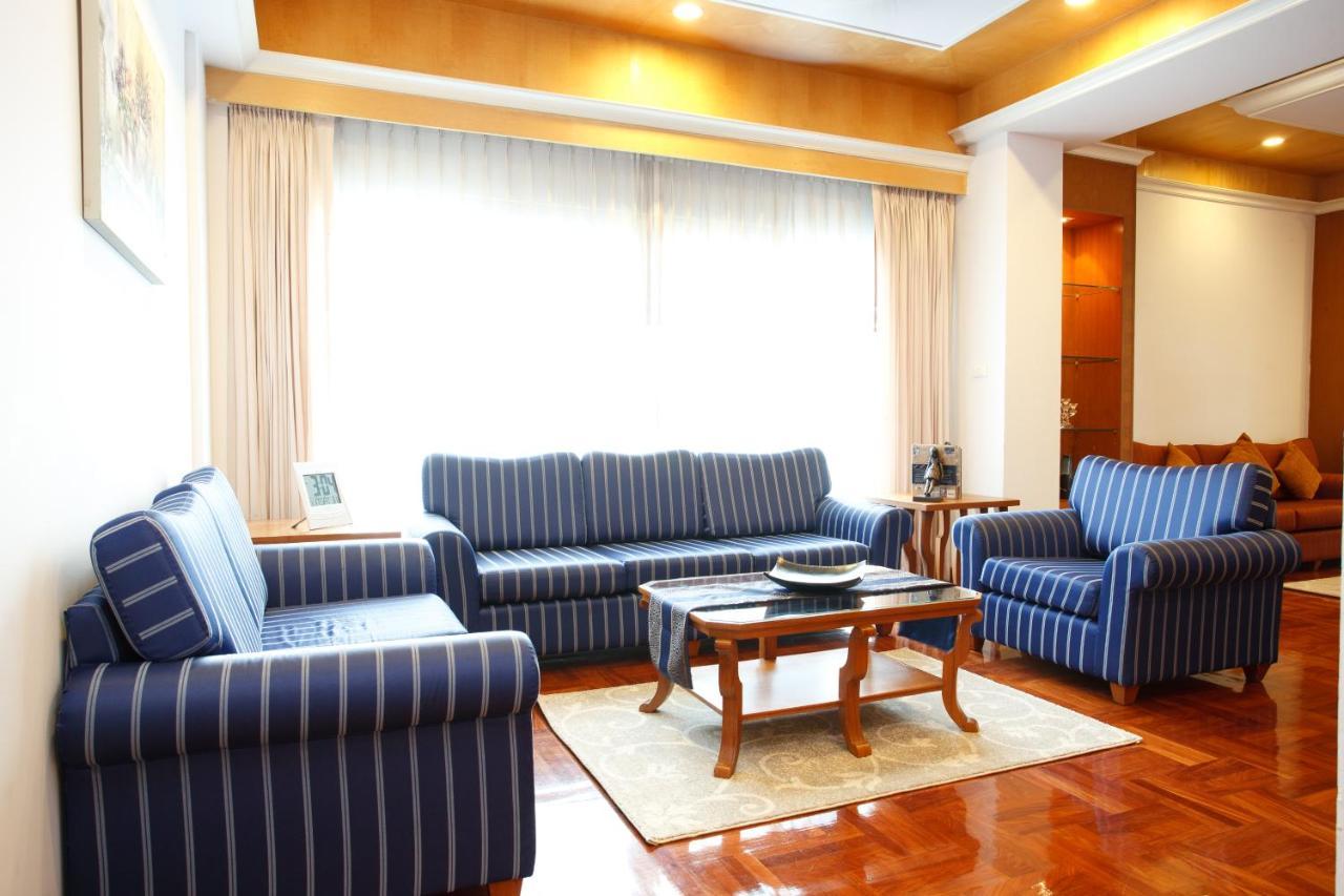 Family Two-Bedroom Suite,723984430:JPEG