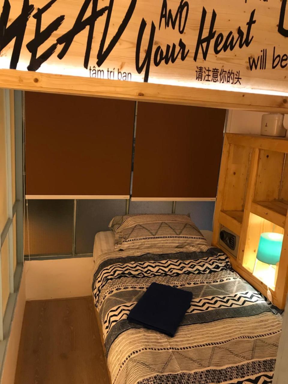 Single Room Shared Shower Toilet