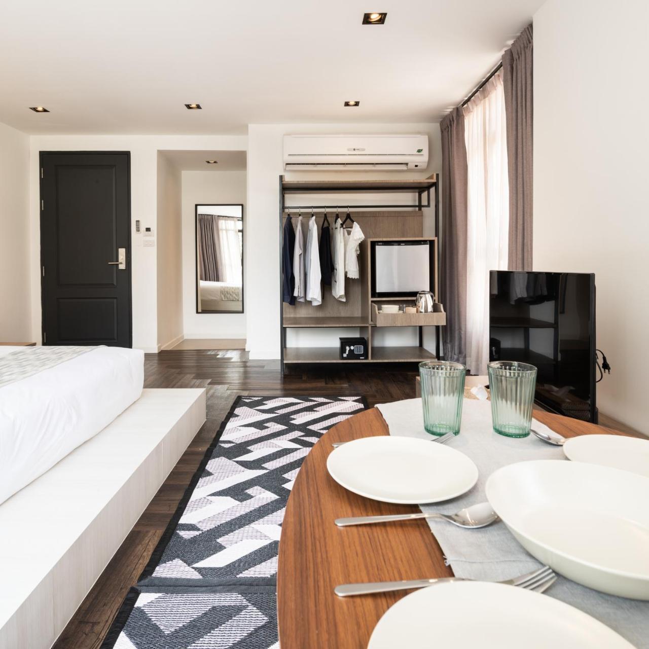 Triple Room Bathroom