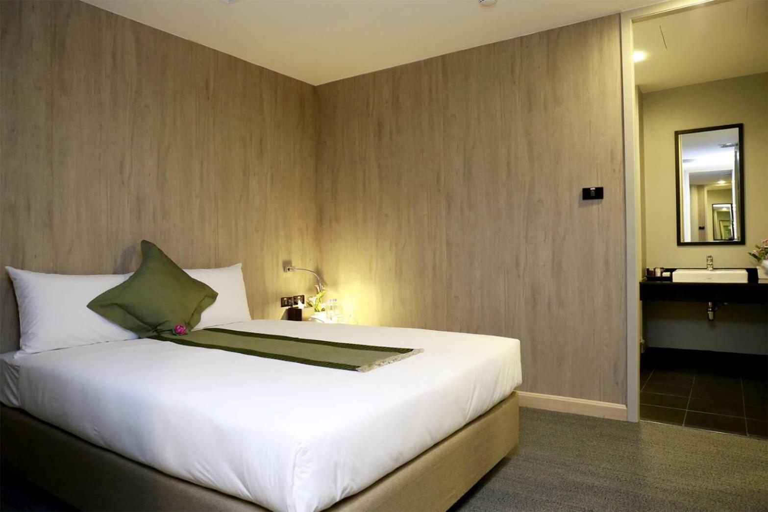 Day Use Room - 10 hours use only