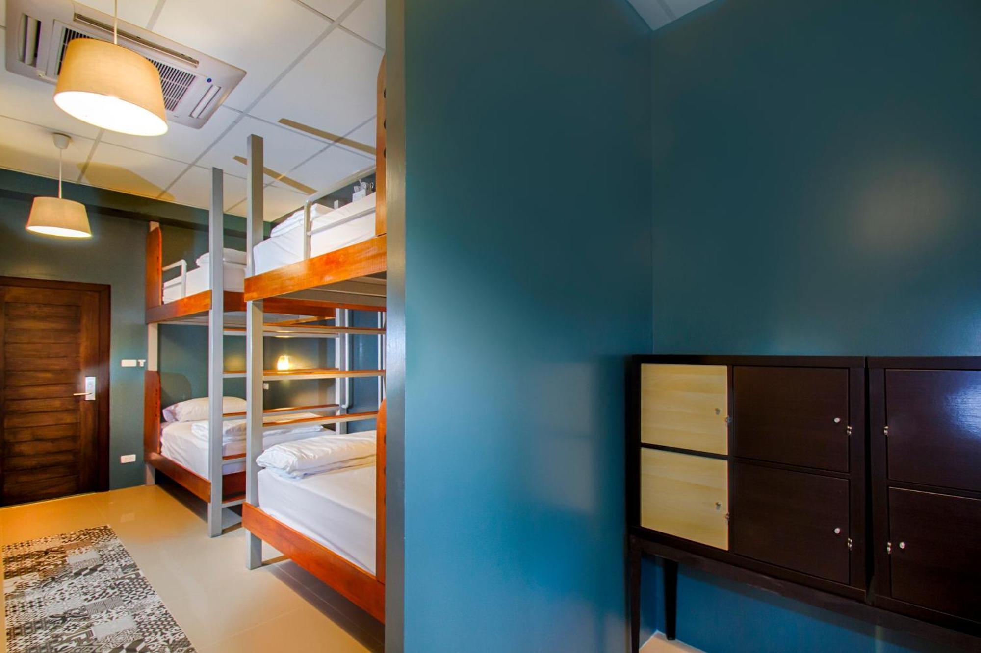 Bed 8-Bed Mixed Dormitory Room