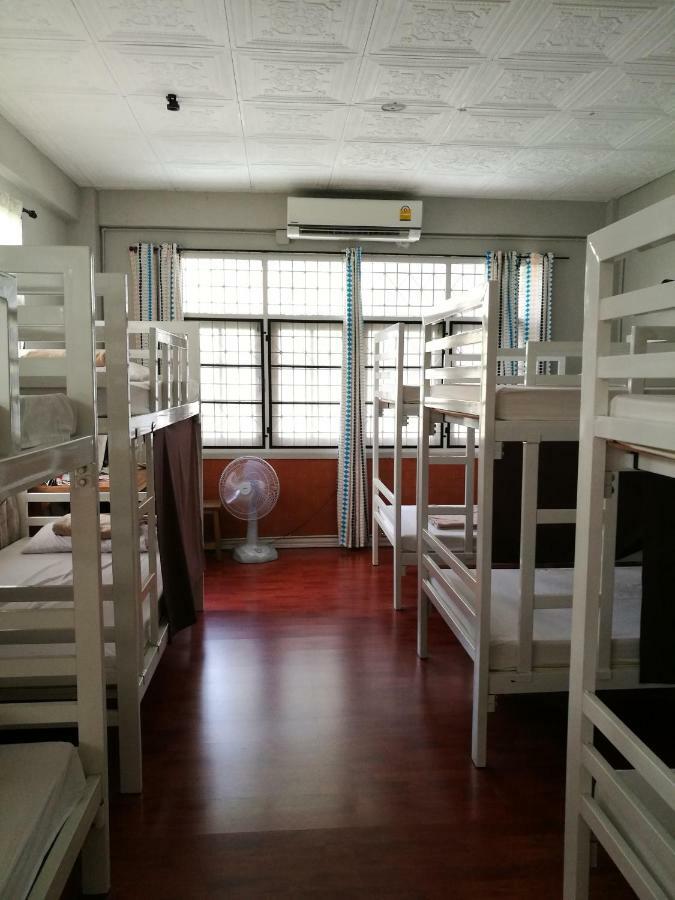 Bed 10-Bed Female Dorm River View