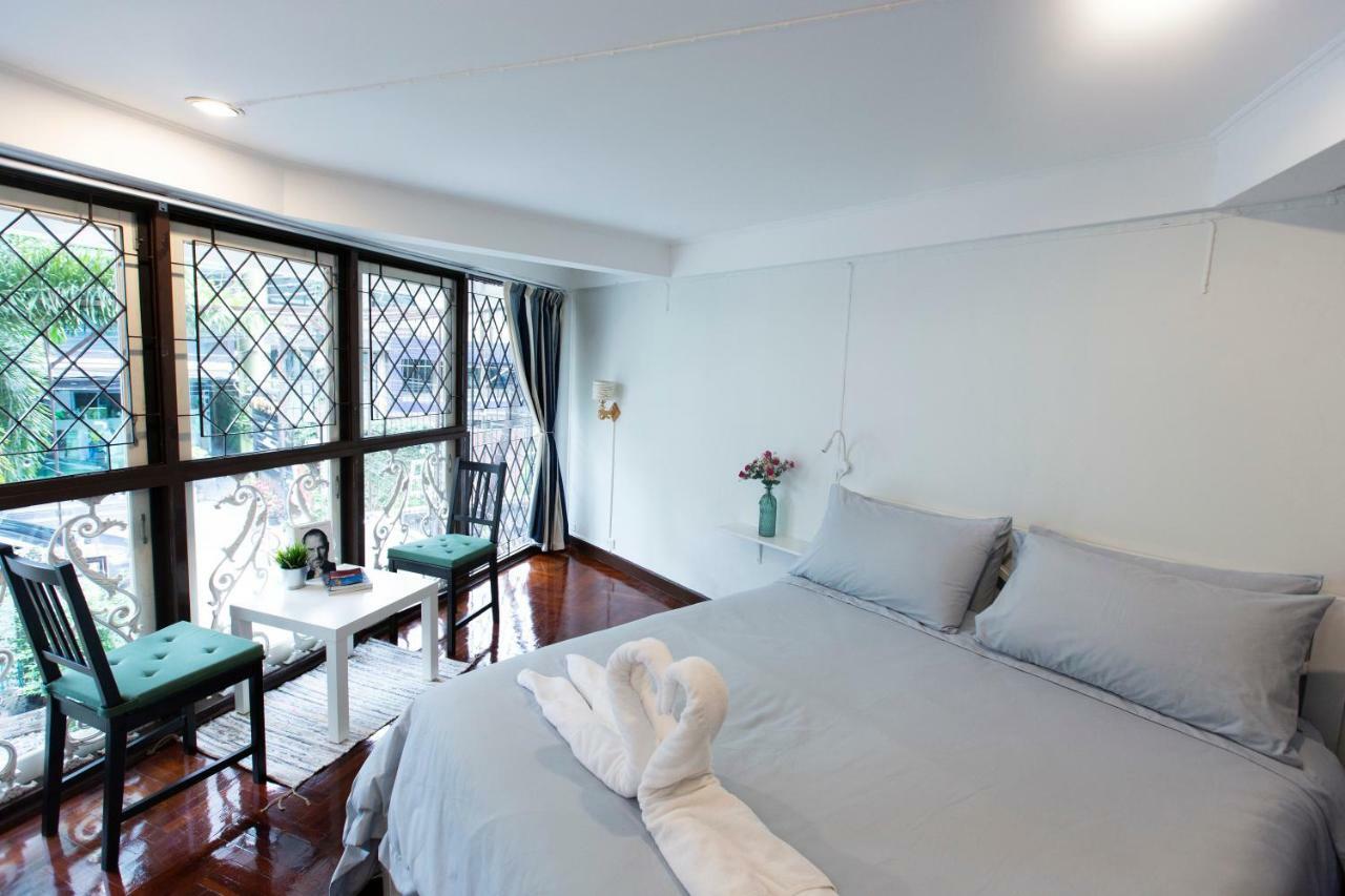 Standard Queen Room With Private bathroom