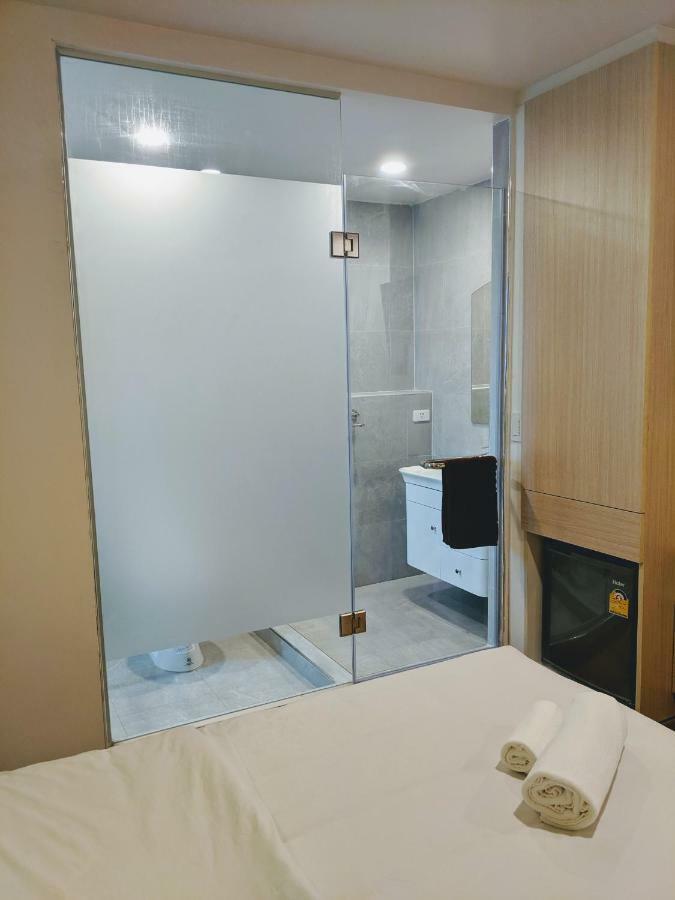 Deluxe Double Room,847277723:JPEG