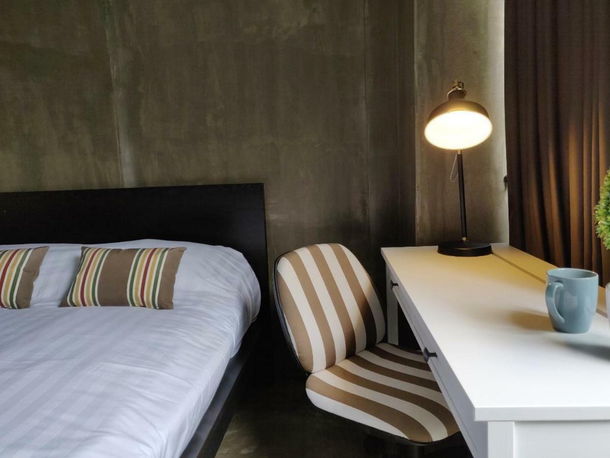 Quarto Queen com Vista para o Jardim