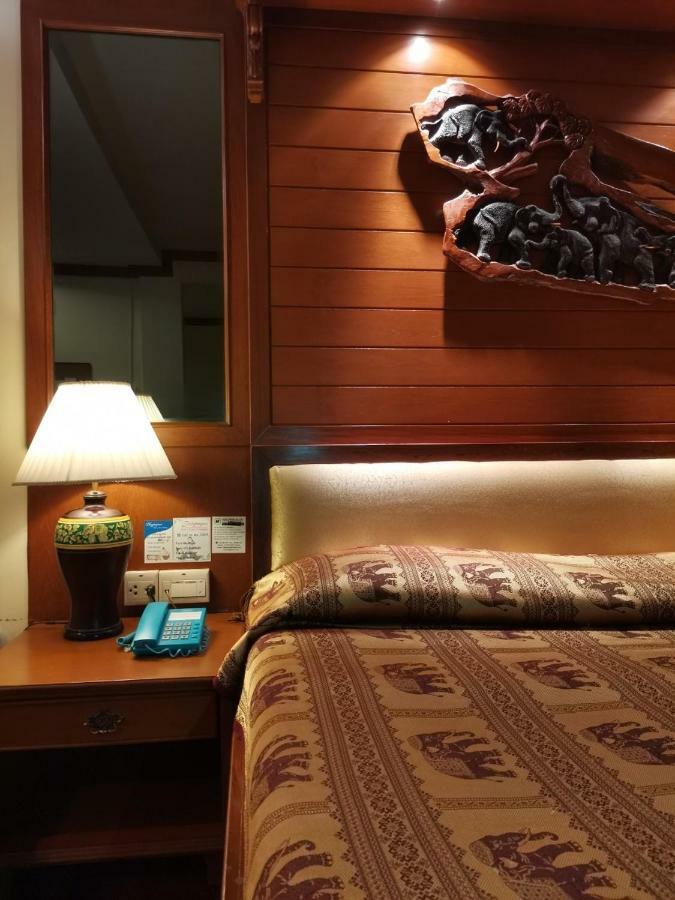 Deluxe Quadruple Room,1530143131:JPEG