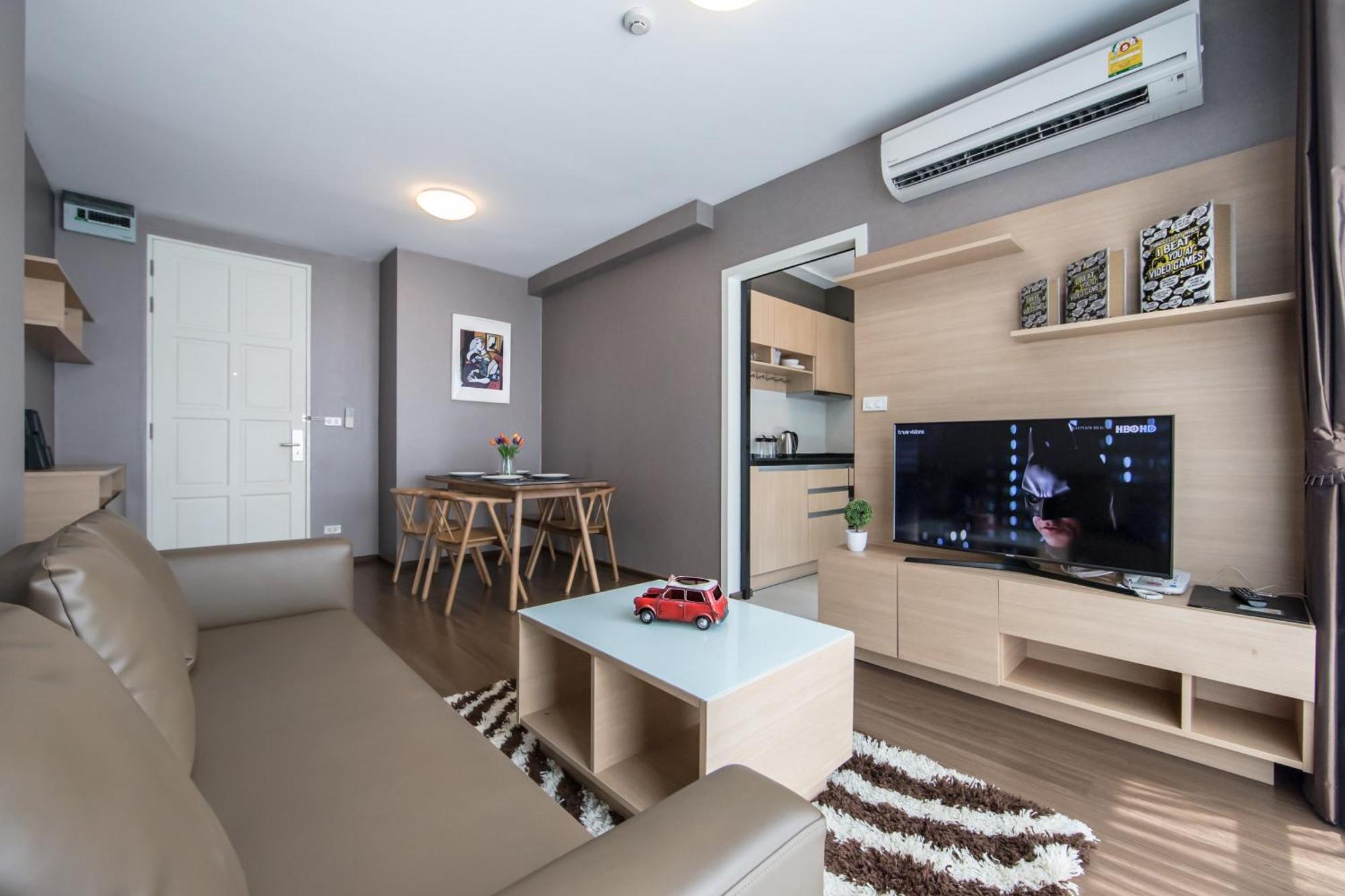 Premier One-Bedroom Suite