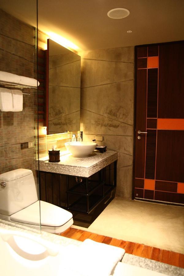 Premier Balcony Room