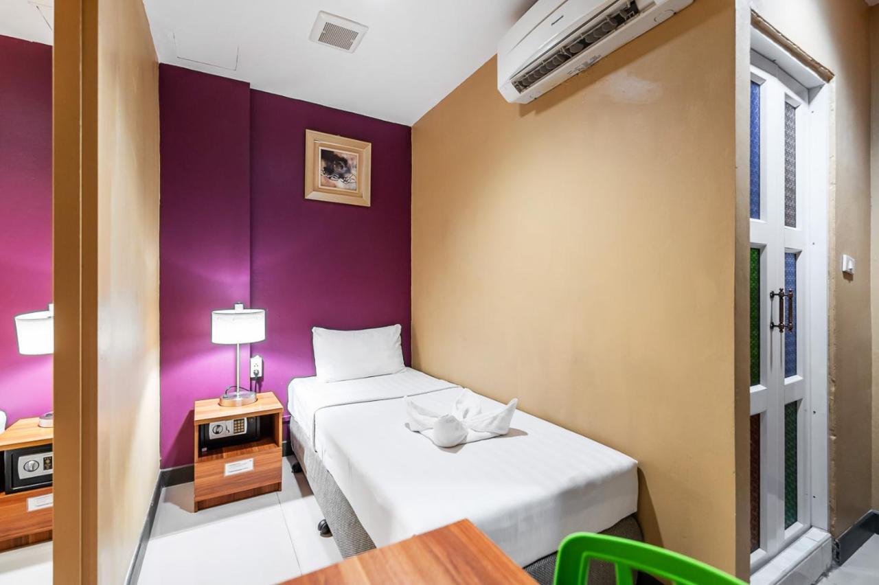 Standard Twin Room Connecting (No window)