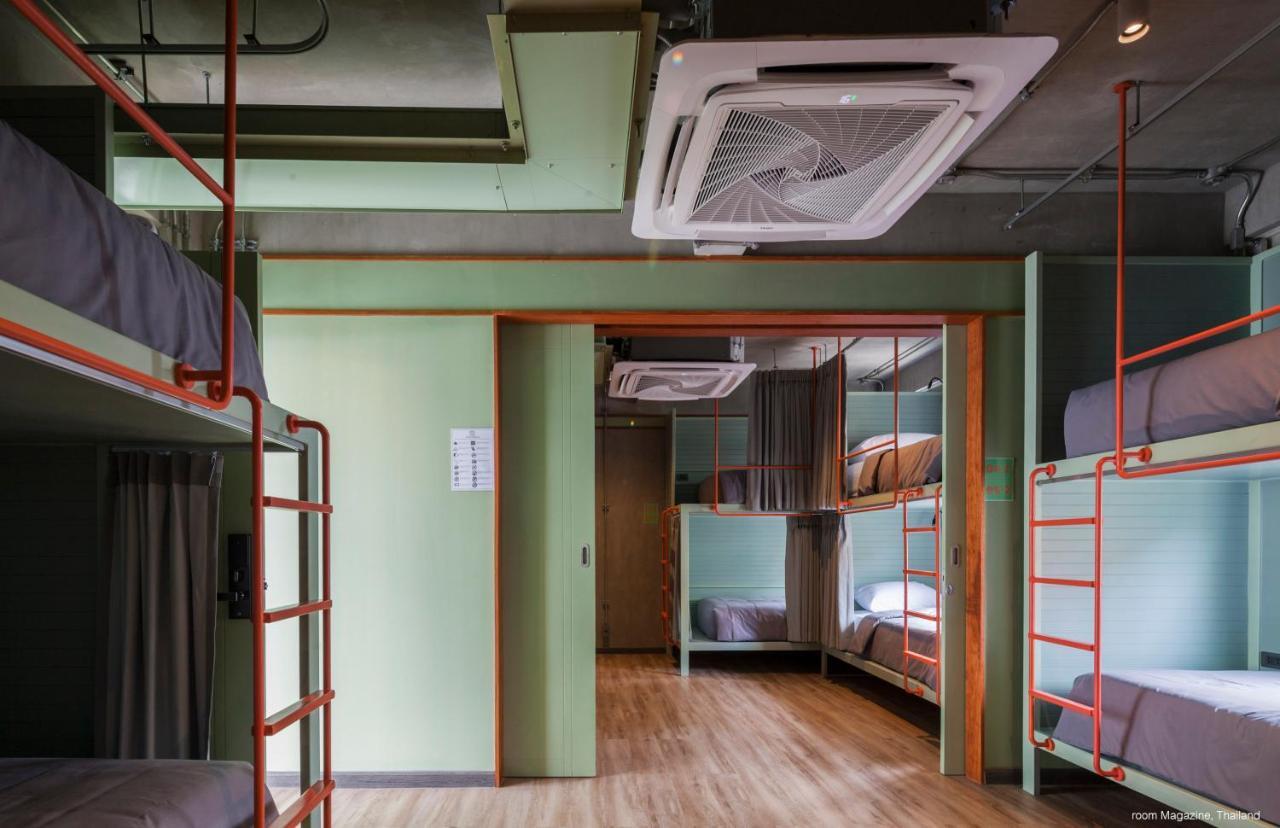 Mixed Dormitory Room