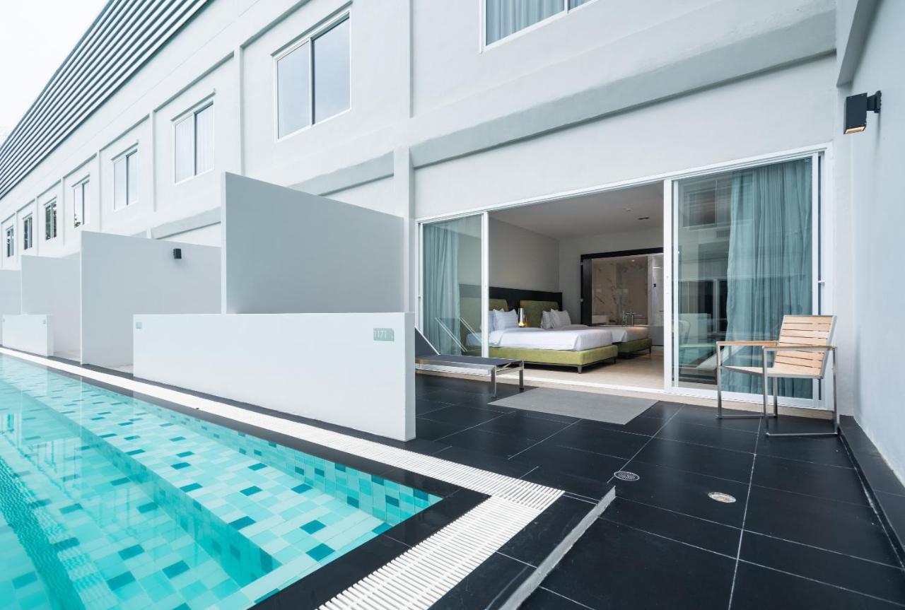 Twin Room Pool Access